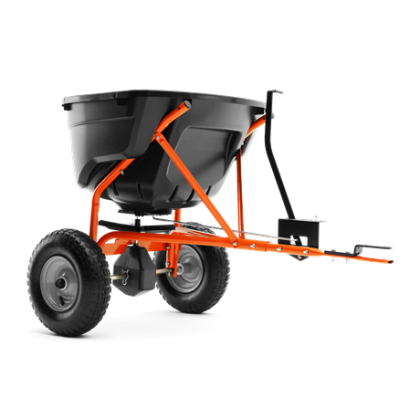 Rozsiewacz Husqvarna montowany z tyłu urządzenia